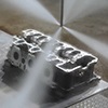 發(fā)動機(jī)缸蓋去毛刺機(jī)-發(fā)動機(jī)缸蓋全自動去毛刺設(shè)備